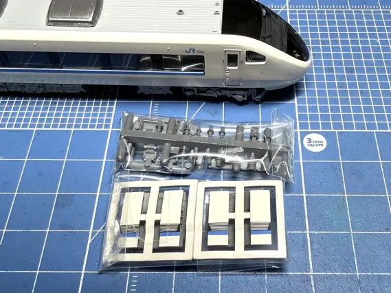 681系 サンダーバード（リニューアル車）増結編成 が入線しました