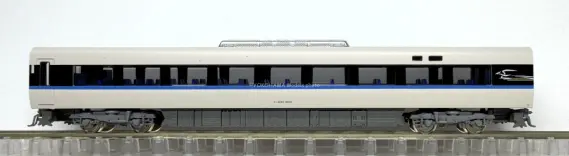 681系 サンダーバード（リニューアル車）増結編成 が入線しました