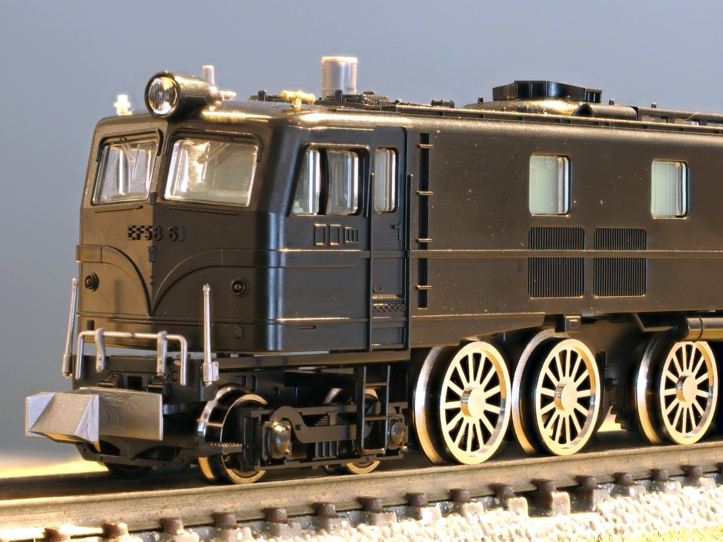 TOMIX 12108 JR EF58形電気機関車(61号機) 鉄道模型