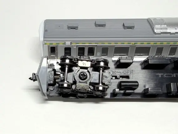 211系3000番代（両毛線・矢絣色）A28編成が入線しました。 TOMIX 97237