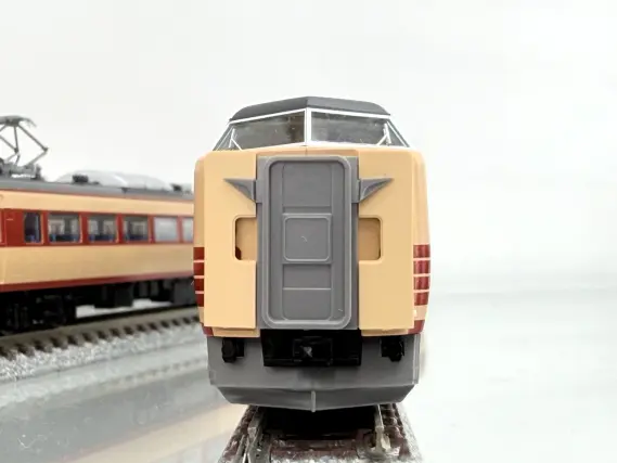 国鉄 183-0系特急電車（クハ183-0）基本セットA 品番：97639 鉄道模型