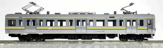 211系3000番台（房総色・パンタグラフ2基搭載編成）507編成が入線です