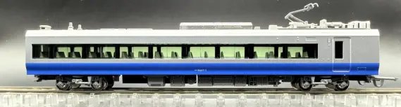E657系＜E653系リバイバルカラー(ブルーオーシャン)＞のK1編成が入線