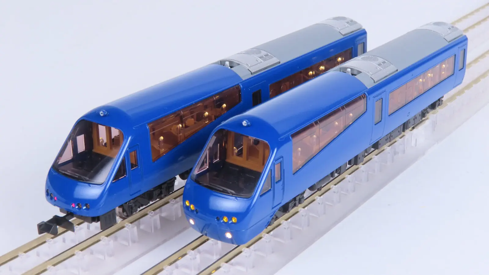 E257系あずさ・かいじが入線です。 KATO 10-434 4両増結セット