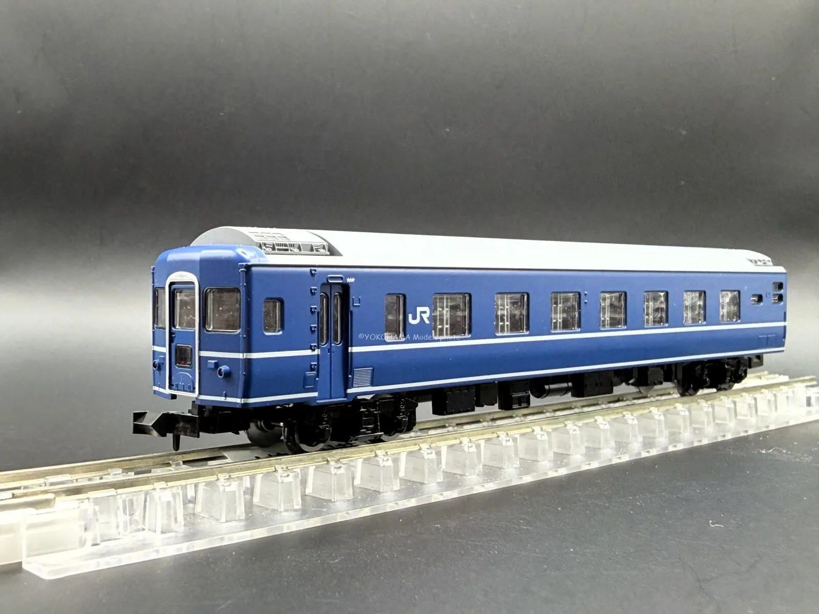 入線記】オハネフ24 0番代、オハネ24 0番代（白帯・青森車両センター
