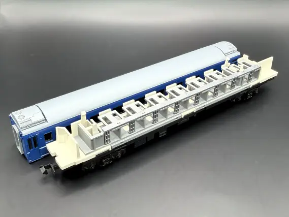 入線記】オハネフ24 0番代、オハネ24 0番代（白帯・青森車両センター