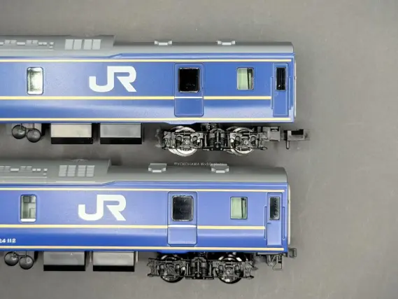 24系 寝台特急（あけぼの）が入線しました。 TOMIX 97611 | NGaugeJP
