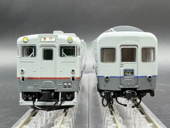 待望の宗谷本線急行用キハ400系「利尻」が入線しました。 TOMIX 97240