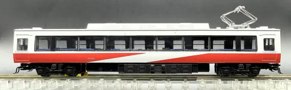伊豆急行2100系 2次車「リゾート21」R-2編成が入線しました。 KATO 10