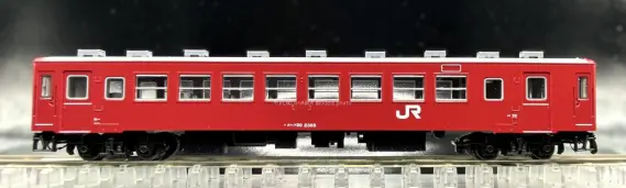 JR 奥羽本線なつかしの板谷峠客車列車セットが入線しました。 TOMIX