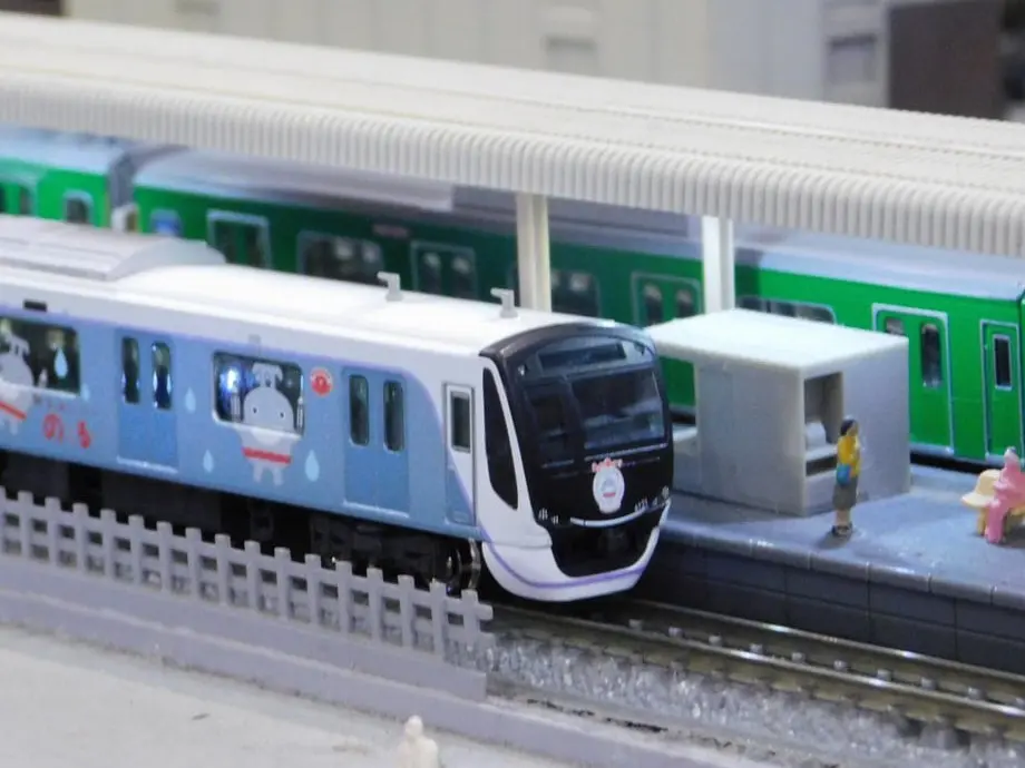 JR貨車 コキ107形(増備型・西濃運輸コンテナ付) 品番：8731 鉄道模型