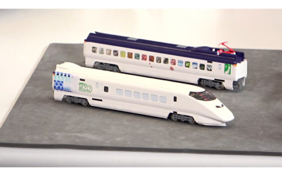・JR E3系東北新幹線(荷物専用新幹線)
